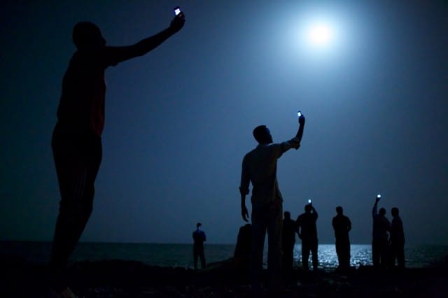 john-stanmeyer-signal-fisheye