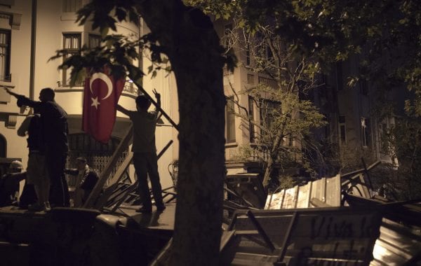 Fisheye Magazine | J. Rousselot couvre les manifestations à Istanbul