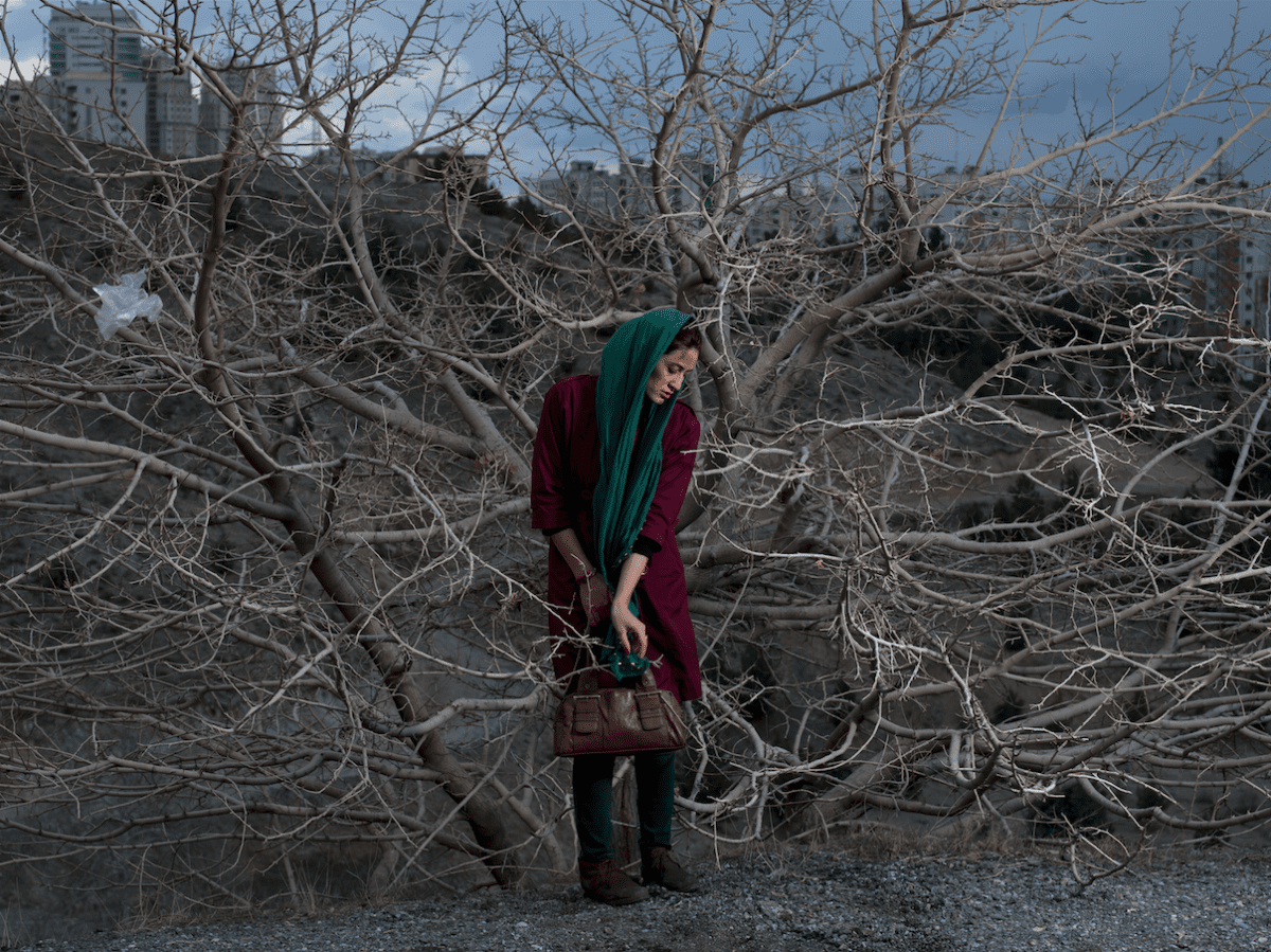 Portrait de Somayyeh, professeure divorcée âgée de 32 ans © Newsha Tavakolian pour la Fondation Carmignac