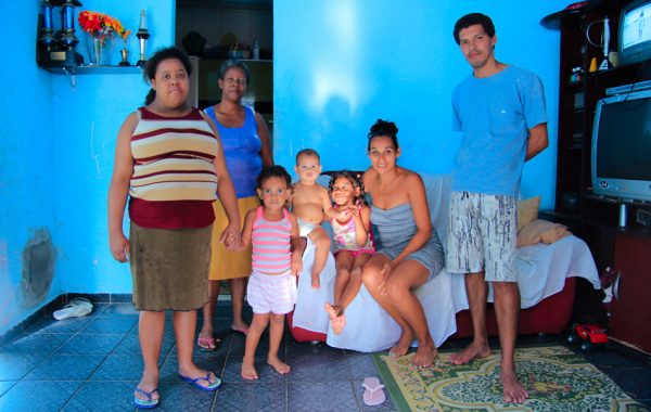Fisheye Magazine | Favelado, le regard d'Alexis Pazoumian sur les favelas brésiliennes