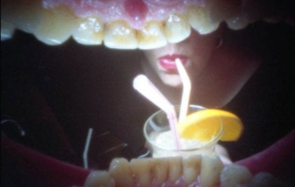 Fisheye Magazine | Un photographe anglais transforme sa bouche en sténopé