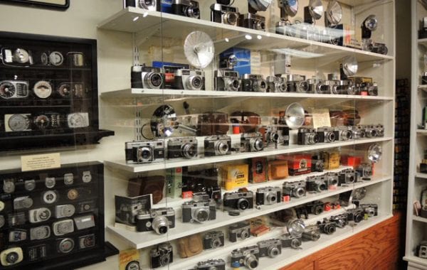 Fisheye Magazine | Un siècle d'appareils argentiques en vente sur eBay