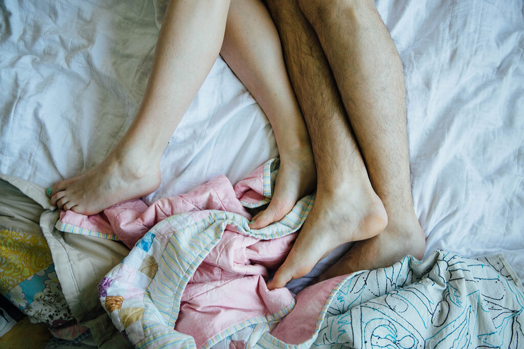 Photo extraite de la série "Dandi Wind Nude Maternity Photos" / © Jackie Dives