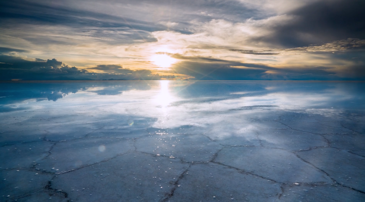 Capture d'écran tirée de "Reflections From Uyuni" / © Enrique Pachecho