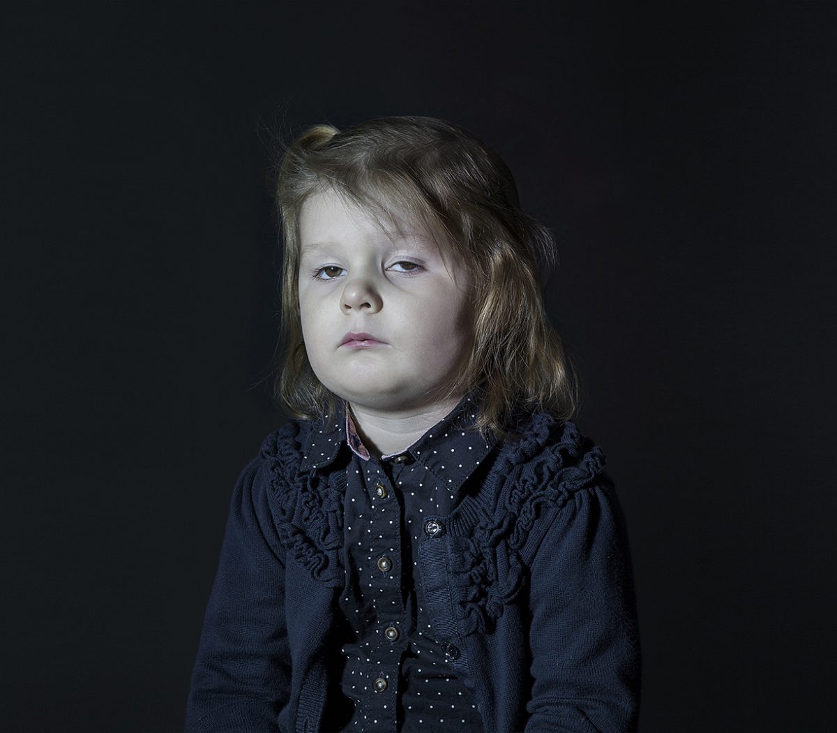 Image extraite de la série "Idiot Box" / © Donna Stevens