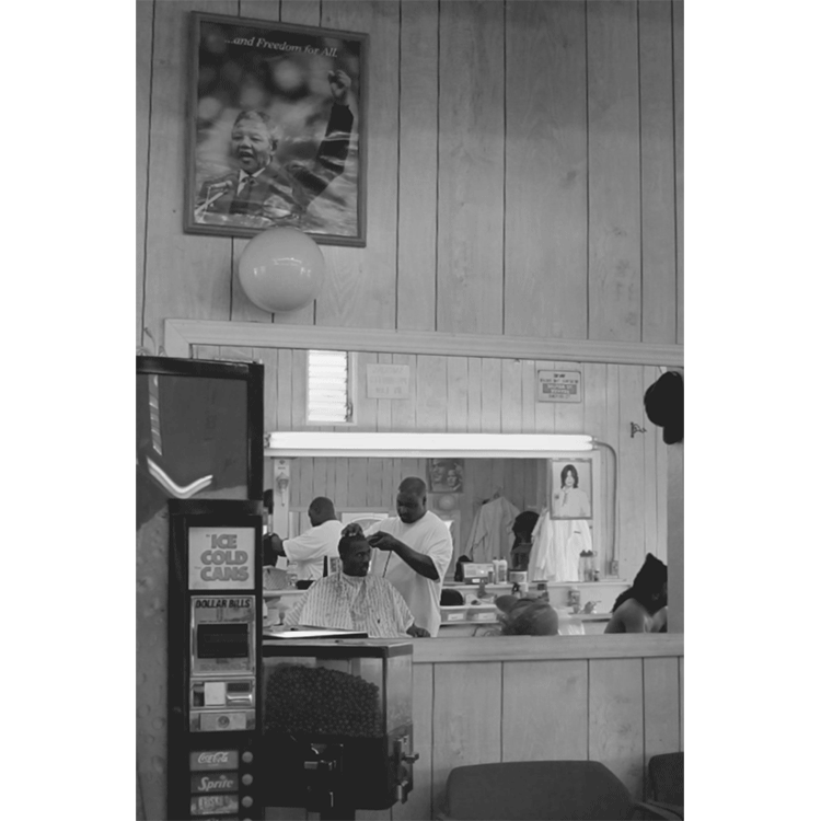 GIF extrait du projet "Tapered Throne" / © Brandon Tauszik