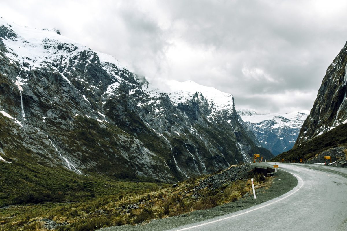 Albert_Oriol_NewZealandRoads_06-fisheyelemag