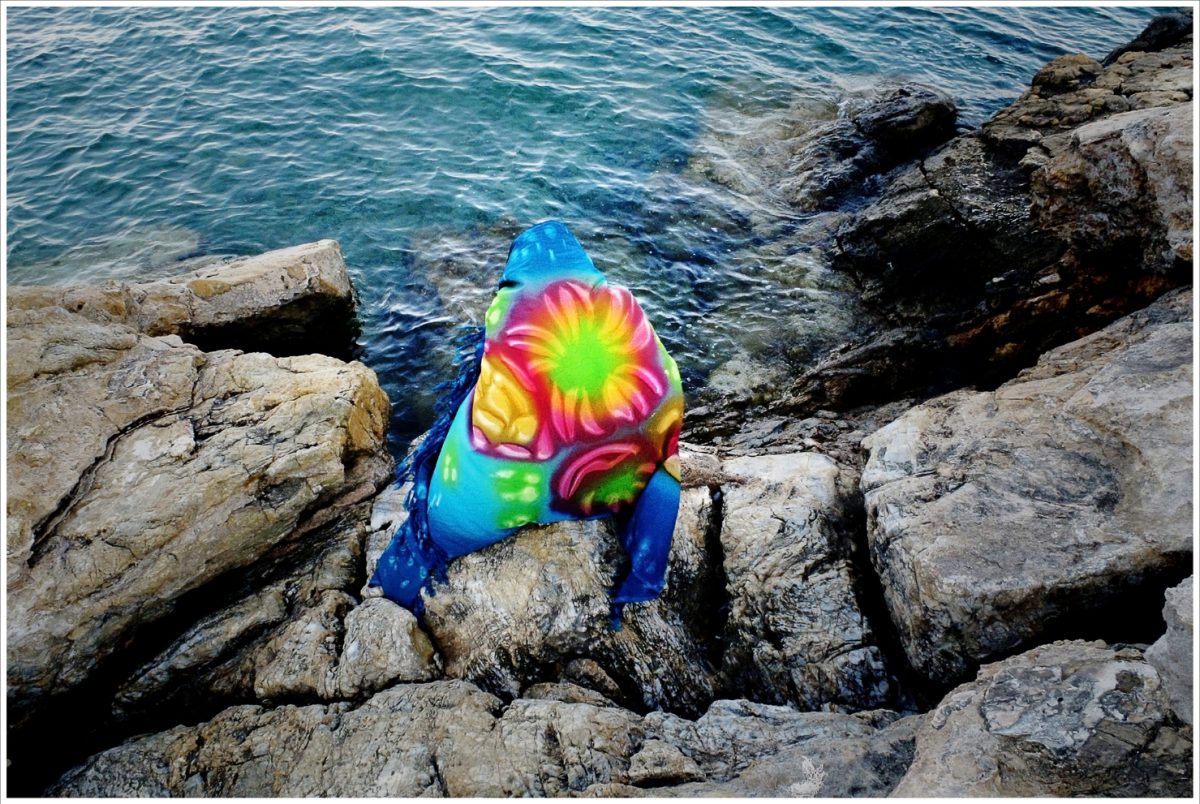 © Alexis Vasilikos, Untitled (Covered), 2011 / Courtesy of CAN Christina Androulidaki gallery
