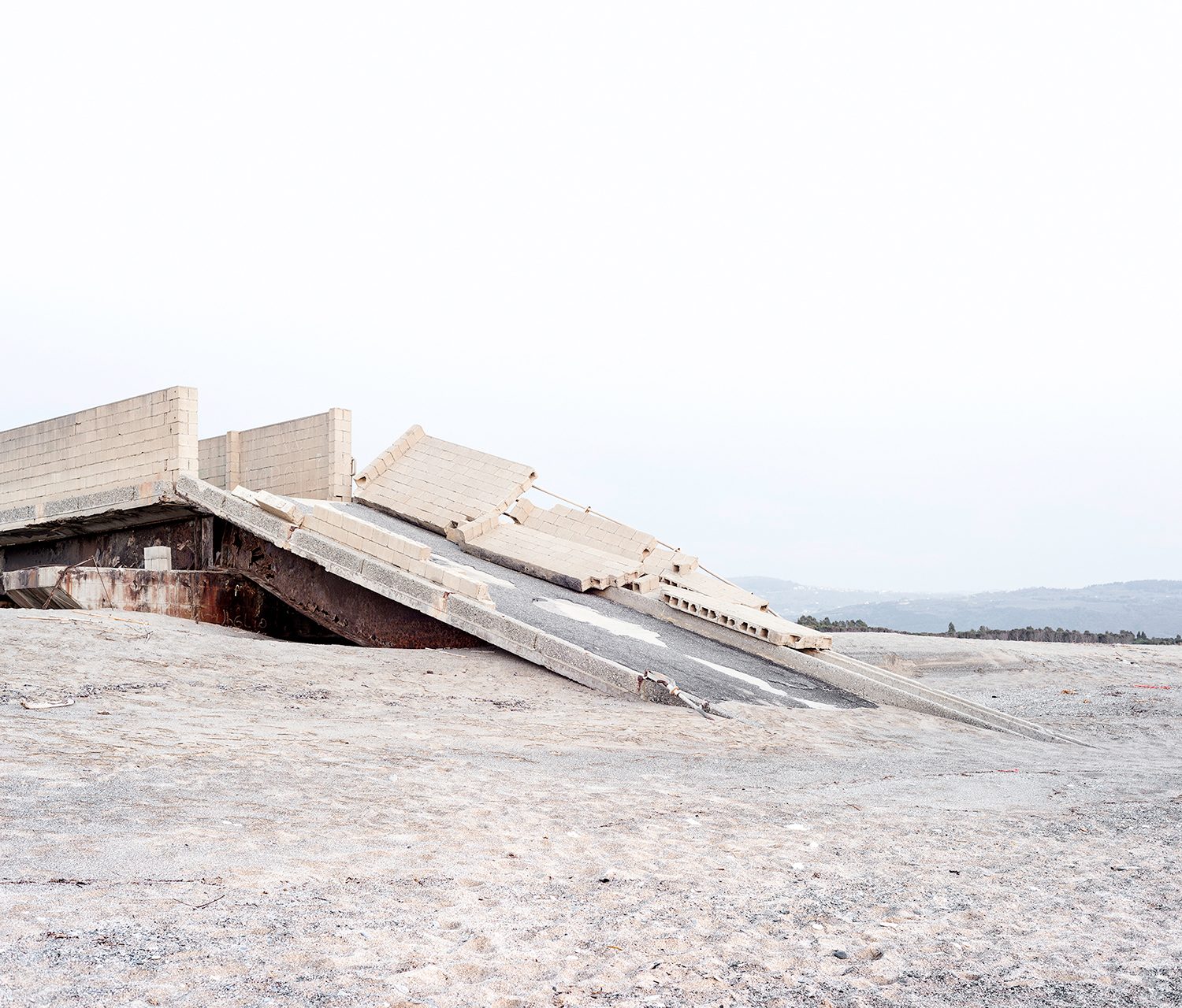 Fisheye Magazine | Empire of Dust
