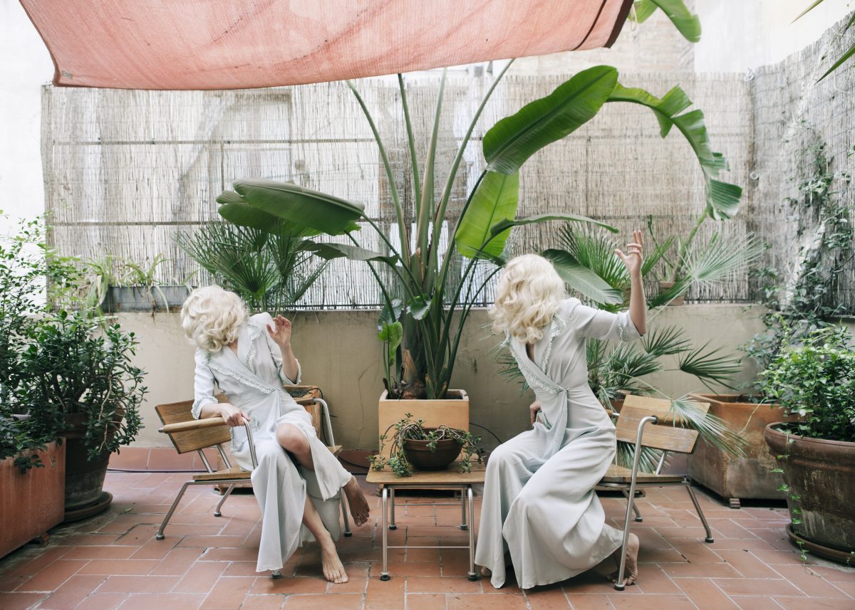 Photo issue de la série "Darlene & me " / © Anja Niemi, The Little Black Gallery London