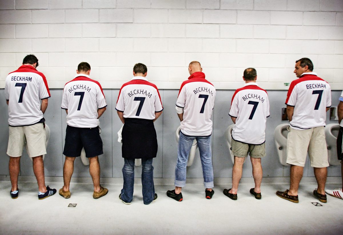 Lisbonne, le 21 juin 2004 lors de la Coupe d'Europe des Nations. La Croatie et l'Angleterre dans le Groupe B avec la Suisse et la France, © Adrian Dennis / AFP © Festival Sportfolio 2016