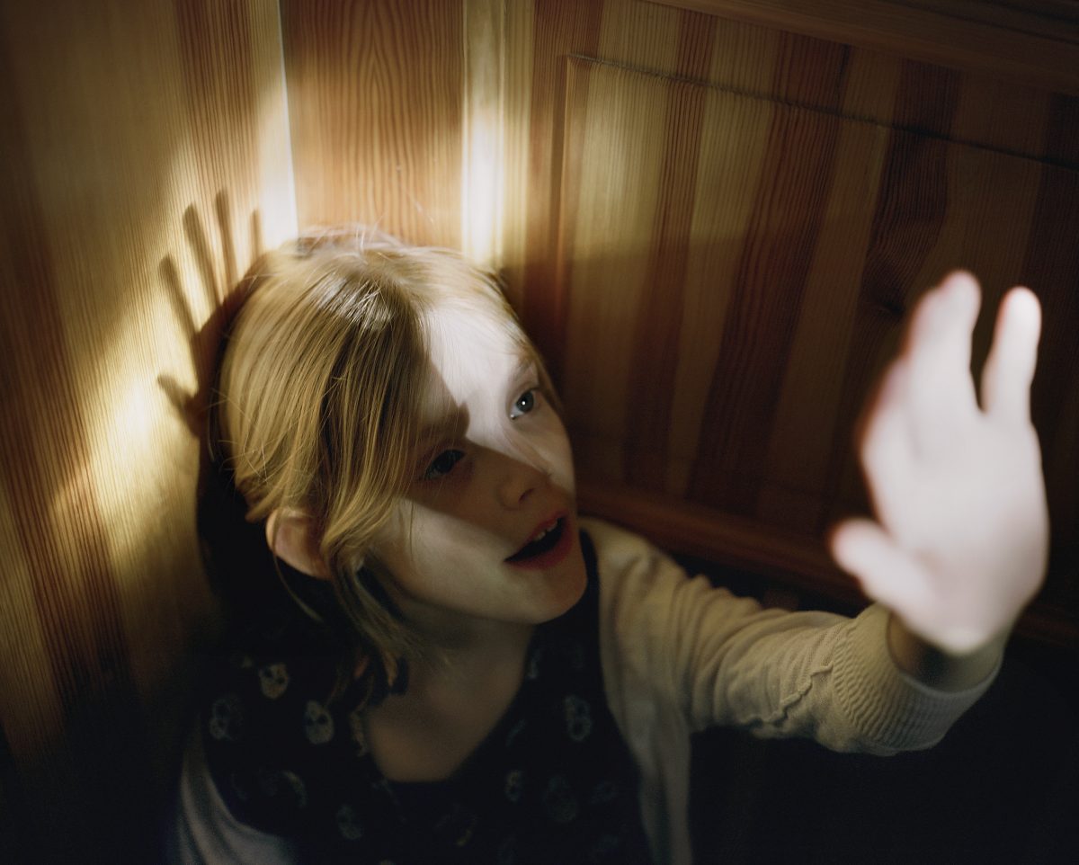 Extrait de "Exchanging Glances" / © Ina Schoenenburg 
