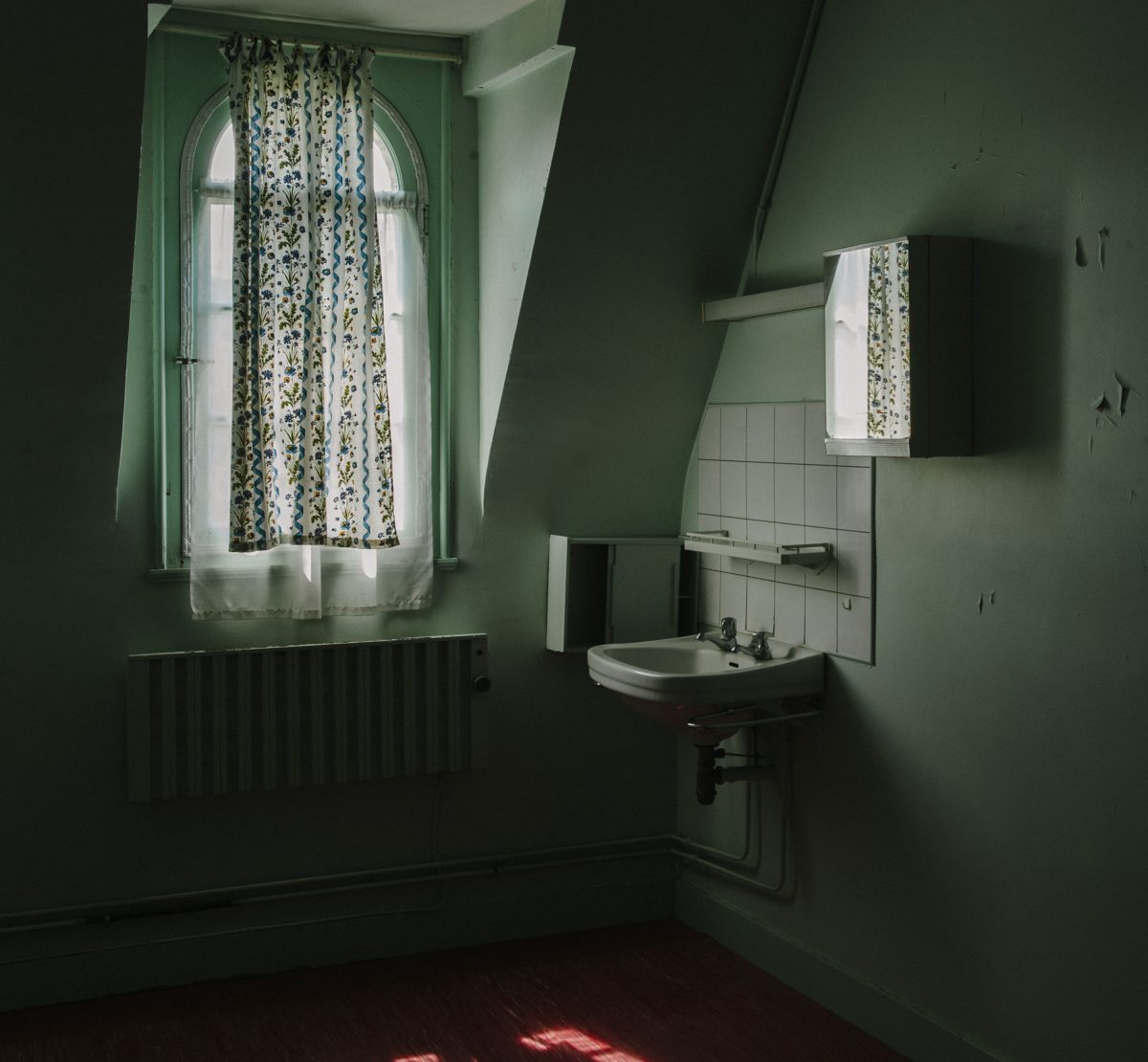 © Lynda Laird 