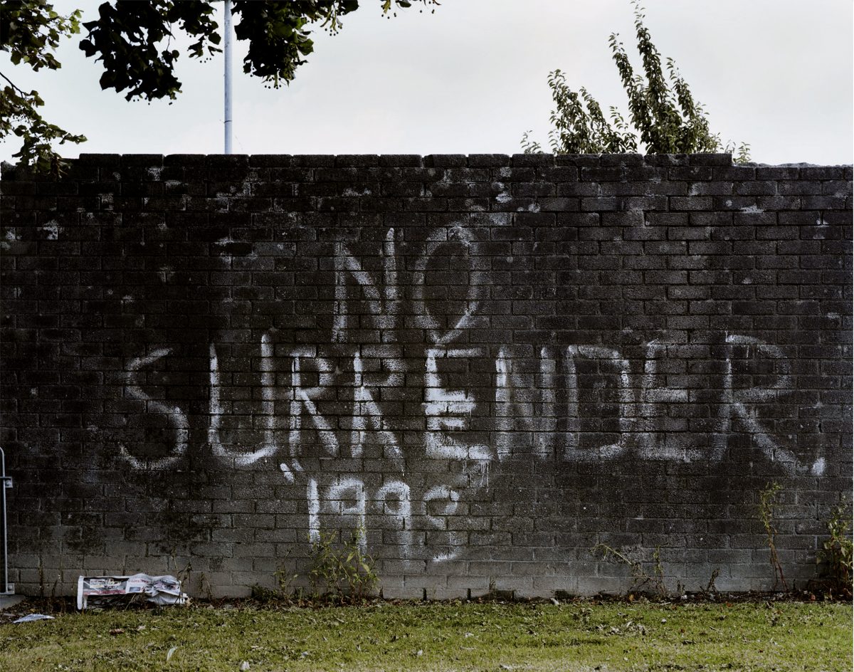 Extrait de "Peacewall", © Philippe Grollier, lauréat de la 1ere édition du prix FIDAL Photo