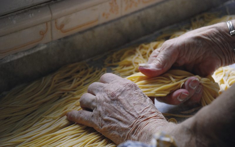 fisheyemagazineAbuela-Negra-01carlapiacenza.jpg