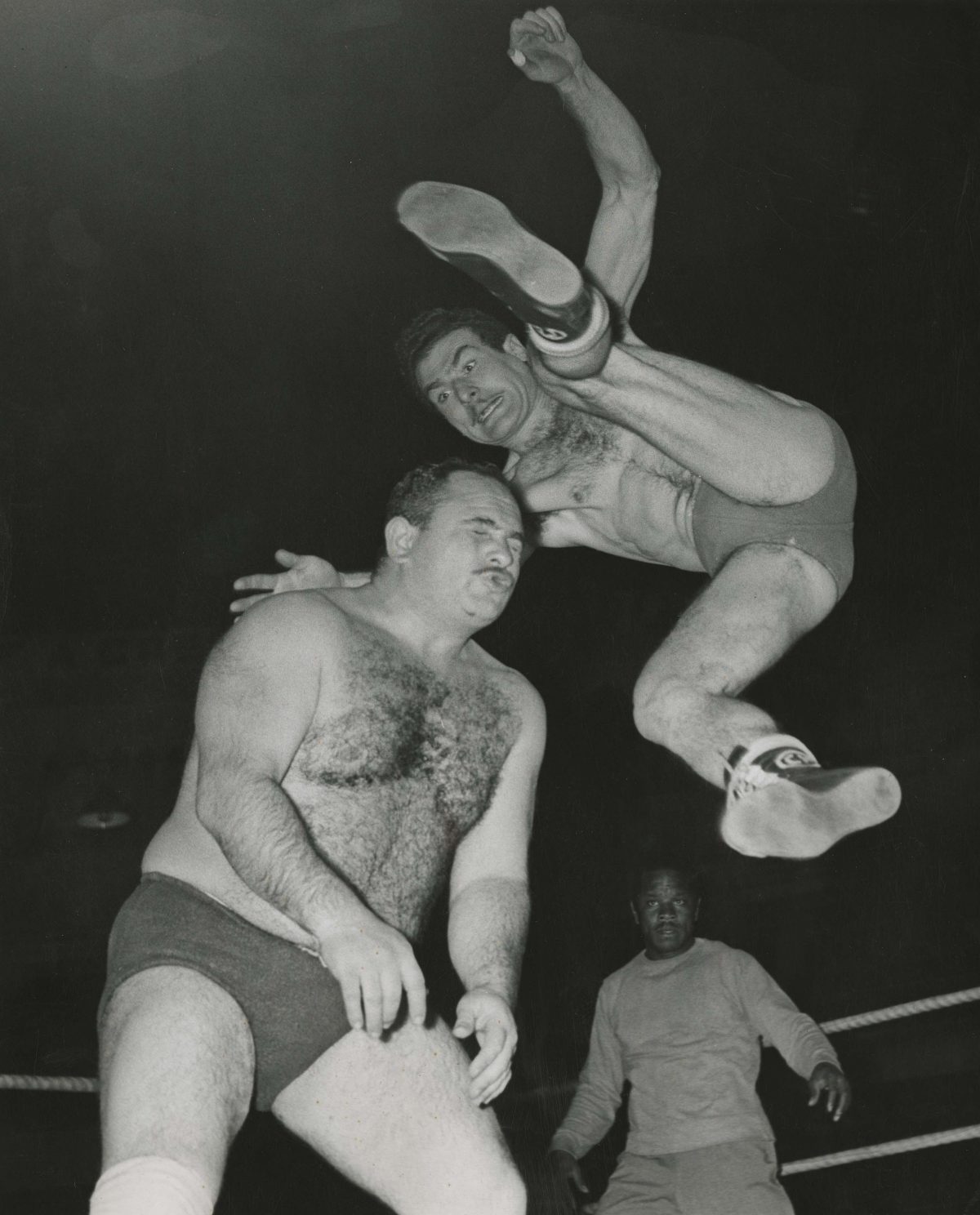 Two Wrestlers, Bogota, 1956. Silver print. Copyright Manuel H.