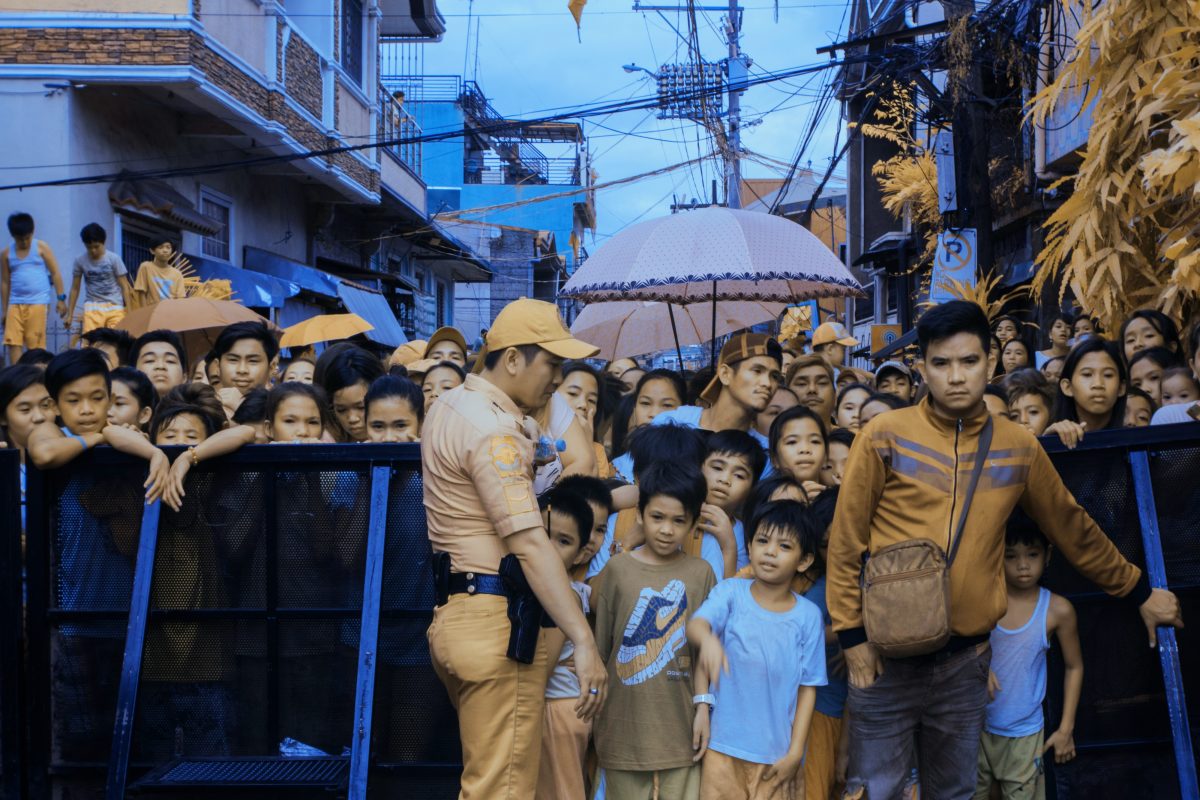 © Lawrence Sumulong