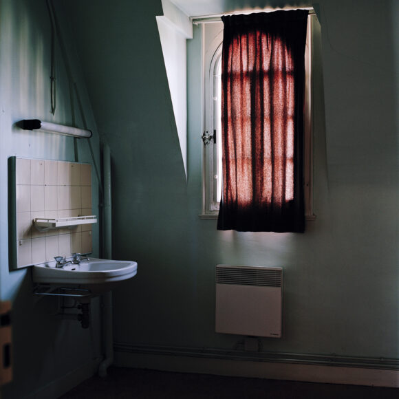From "L'amour lui-même doit s'endormir" © Lynda Laird