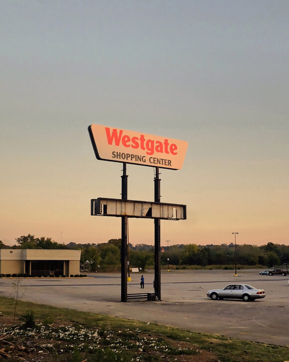 © Devin Lunsford