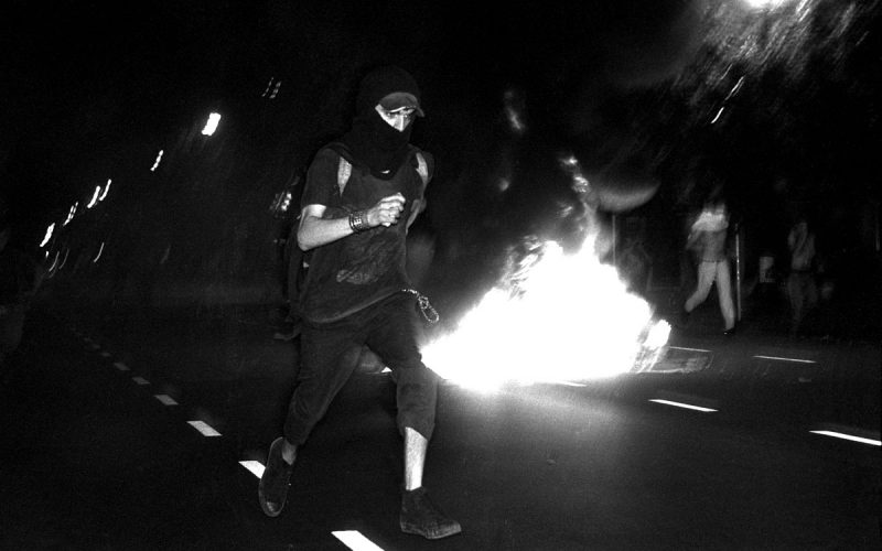 From 2001. De Frente © Sub Coop