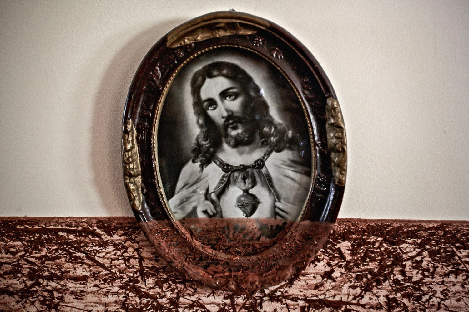 Jesus Lives © Balint Pörneczi / Signatures