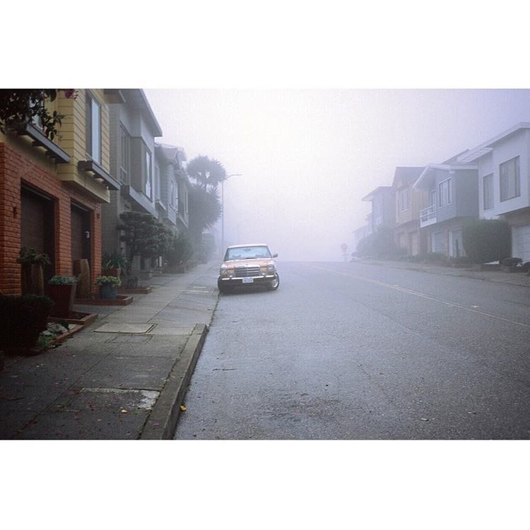 © Robert Ogilvie / Instagram 