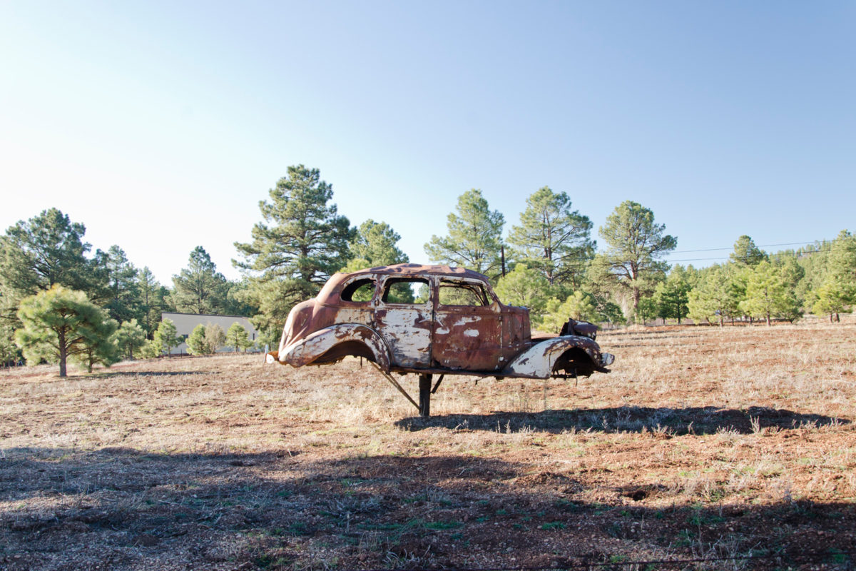 Paul-Sisson_Old-Car-on-a-Stick