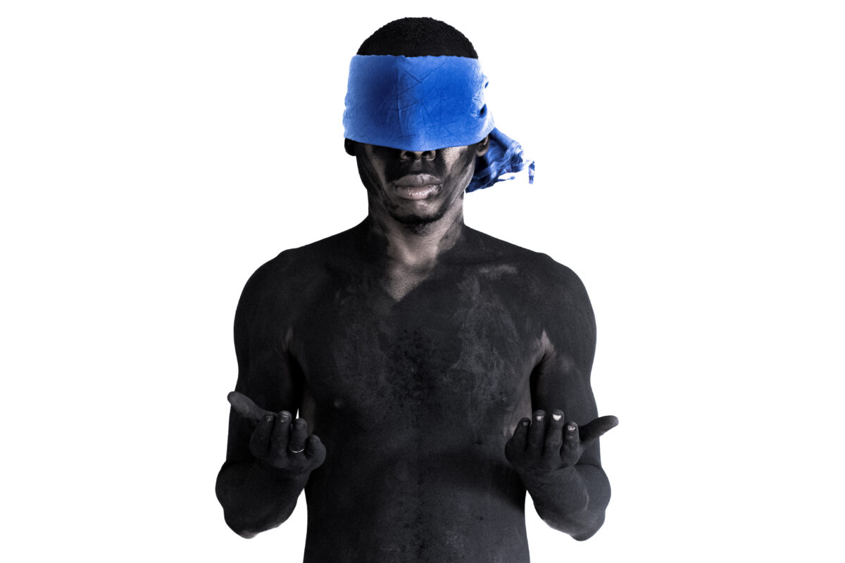 © Ishola Akpo