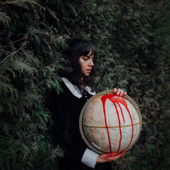 Lauren Zaknoun-Instagram-FE2