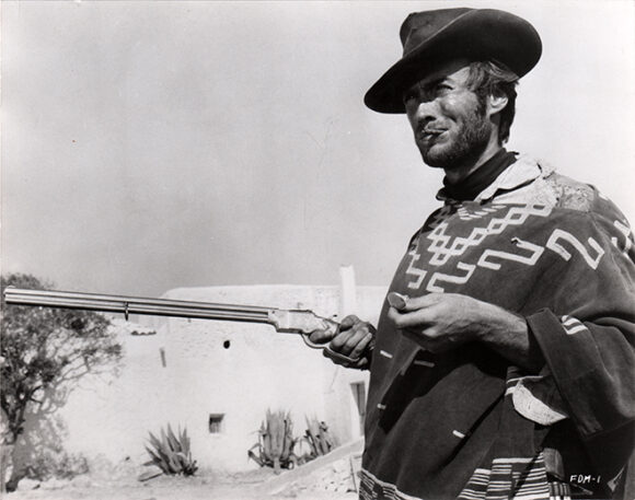 ET POUR QUELQUES DOLLARS DE PLUS - PER QUALCHE DOLLARO IN PIU Clint Eastwood, film de Sergio Leone, 1965.