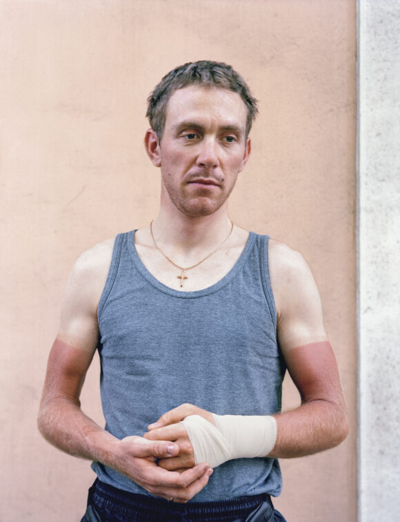 Le cycliste, série « Ce qui ont la foi », 2003 © Véronique Ellena