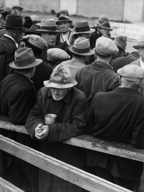 © The Dorothea Lange Collection, the Oakland Museum of California, City of Oakland. Gift of Paul S. Taylor