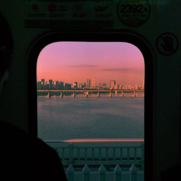 © and.olphin / Instagram