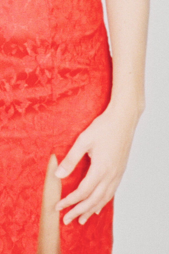 Celine-Bodin_The-Confessional_FRAGMENT-I-(Rouge)