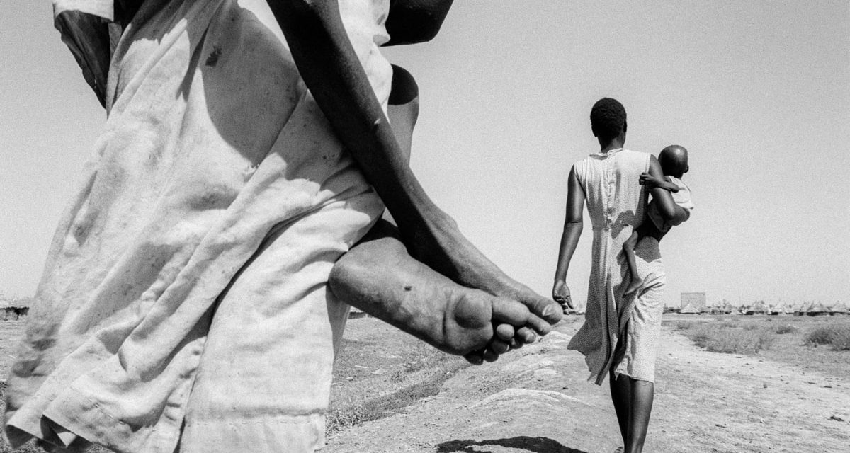 © John Vink