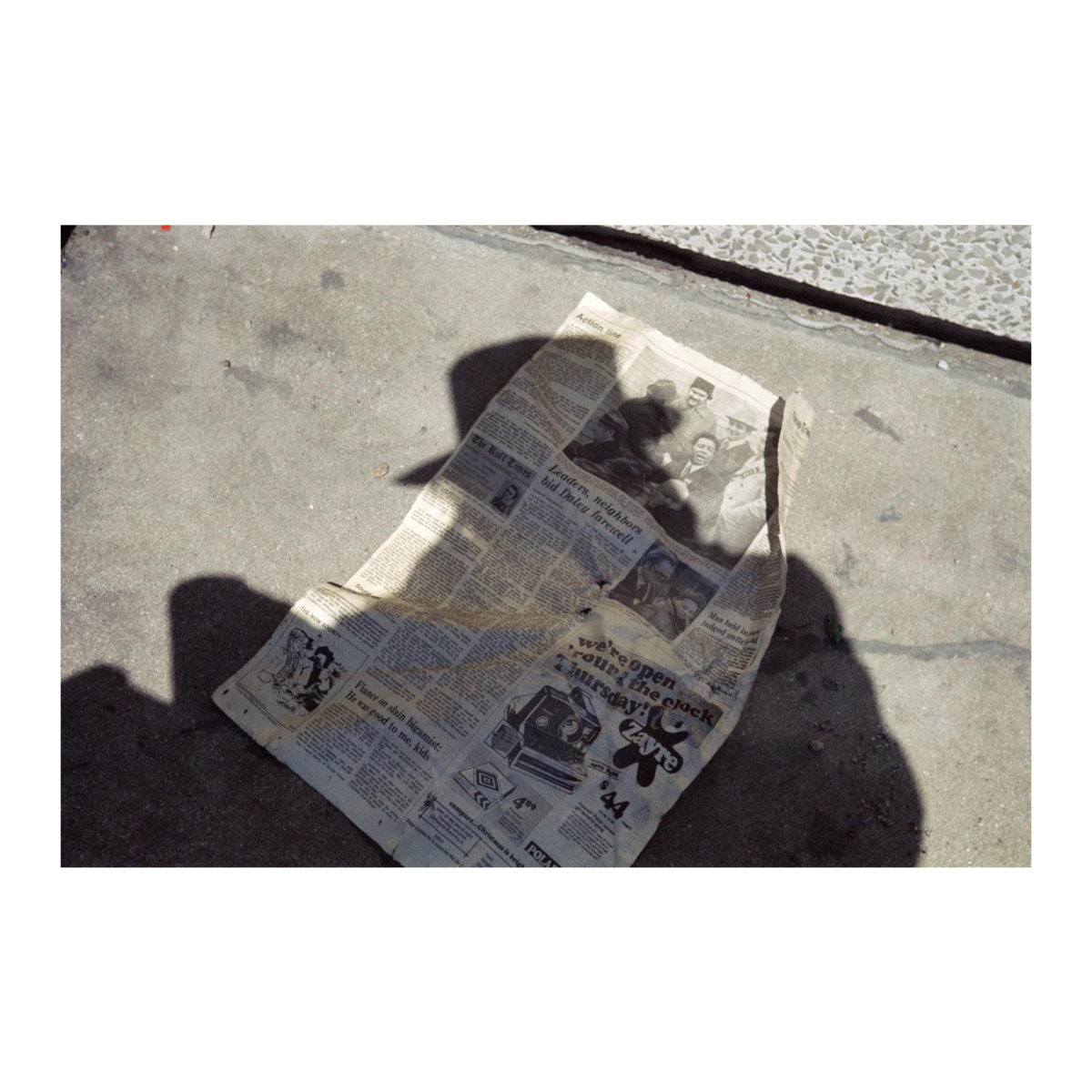  © Estate of Vivian Maier, Courtesy Maloof Collection and Howard Greenberg Gallery, New York, Les Douches la Galerie, Paris