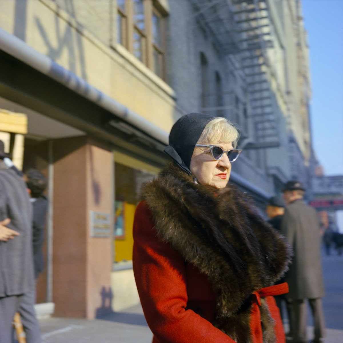 © Estate of Vivian Maier, Courtesy Maloof Collection and Howard Greenberg Gallery, New York, Les Douches la Galerie, Paris