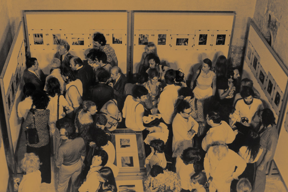 Vernissage de l'exposition André Kertész. Anonyme, 1975.