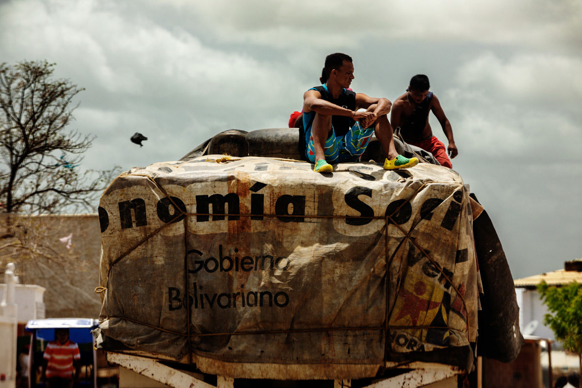 © José Castrellón