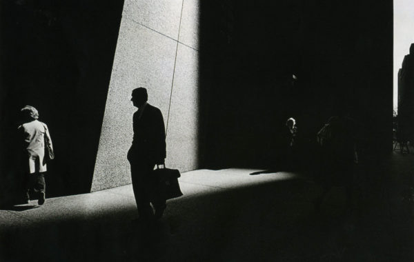 © The Estate of Ray Metzker : Courtesy Howard Greenberg Gallery