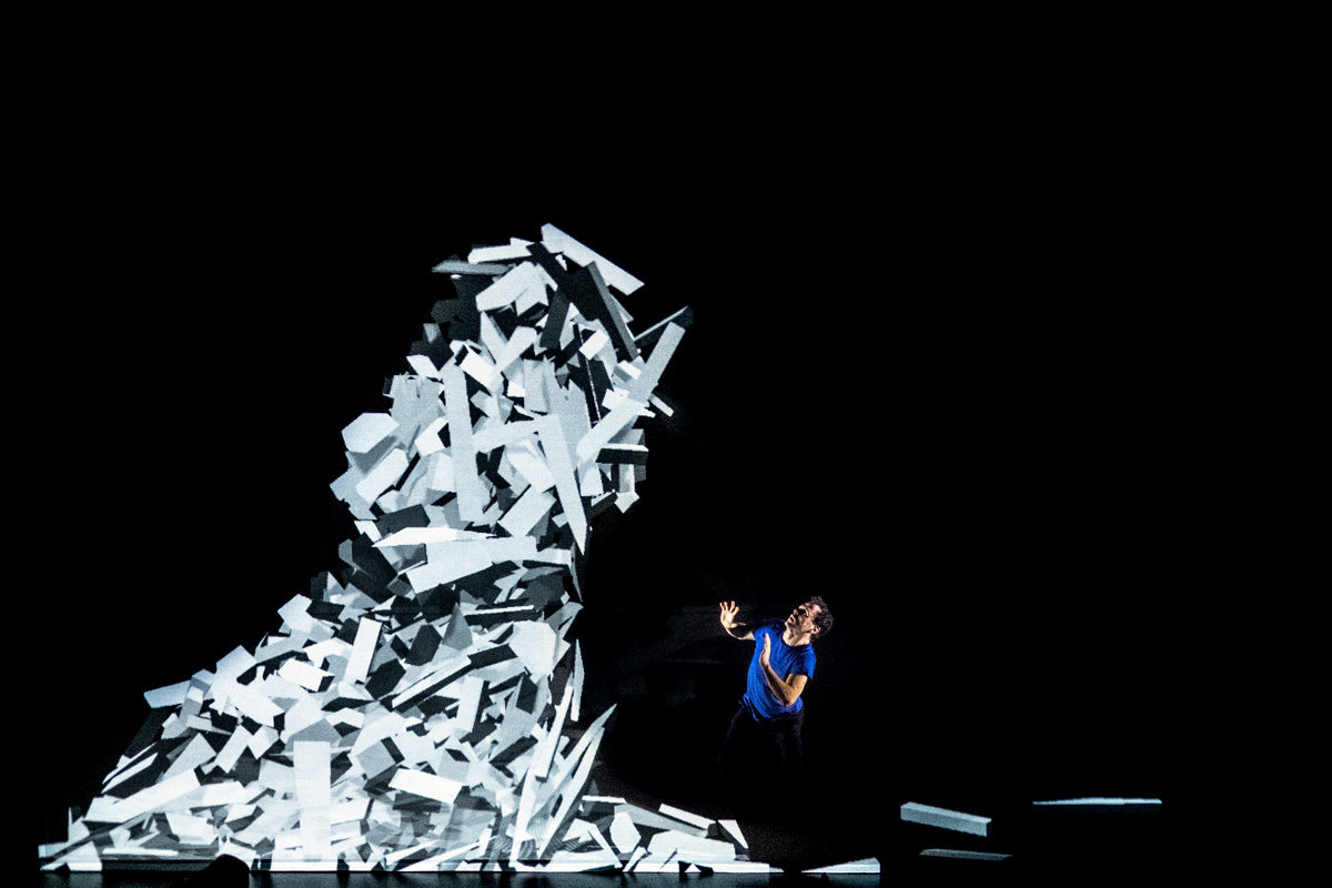 © Romain Etienne / item