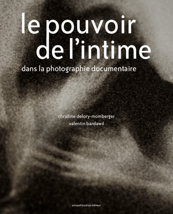 Couverture Le Pouvoir de l'intime 