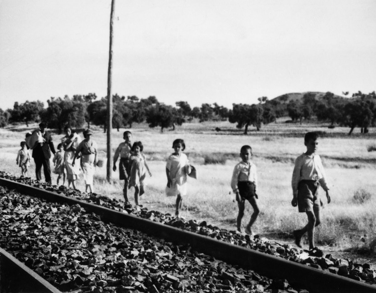 Robert Capa © International Center of Photography / Magnum Photos