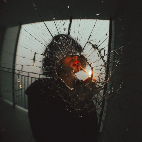 © curly_ronin / Instagram