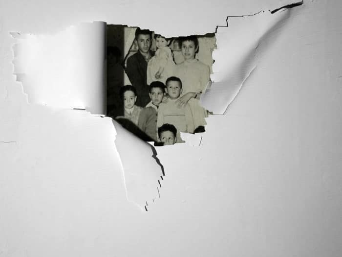 © Mouna Saboni / Courtesy Galerie 127