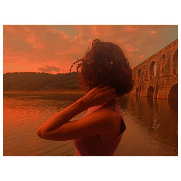 © Esmerina Zalli / Instagram