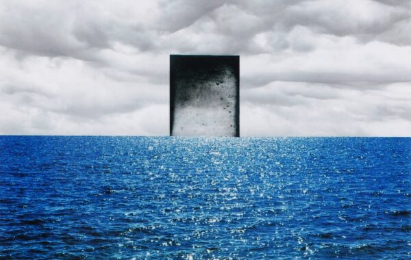 Stèle(s)-Paysages Exquis,2020 © Nasri Sayegh