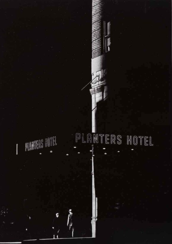 Chicago, 1948-52 © Yasuhiro Ishimoto