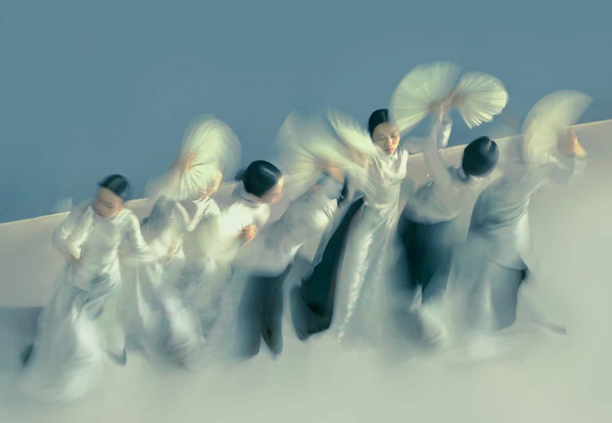 © Chiron Duong