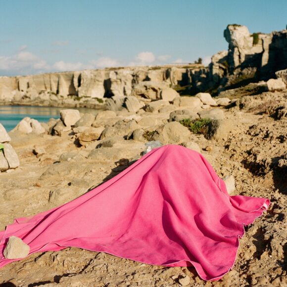 © Ronan Guillou / Courtesy of the artist and The Eyes & Eyes Wide Open